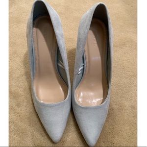 Suede pumps